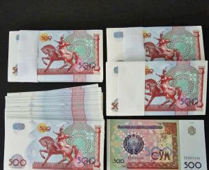 Tiền Uzbekistan Hình Ngựa
